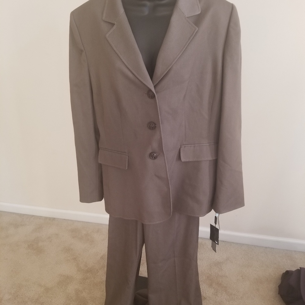 2 Piece Pants Suit